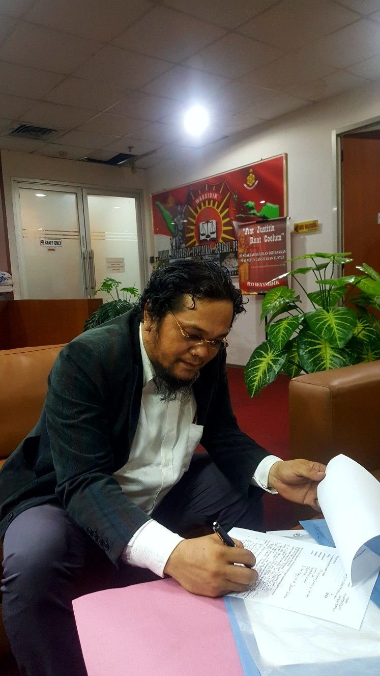 Ren** P**ta 40 Tahun 